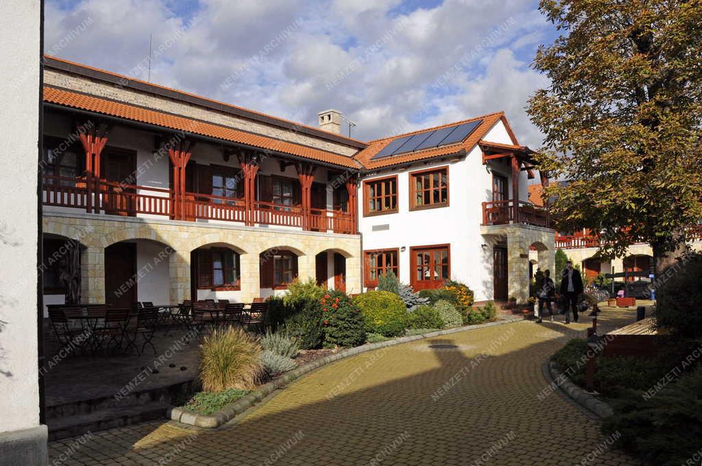 Épület - Erdőbénye - Magita Hotel