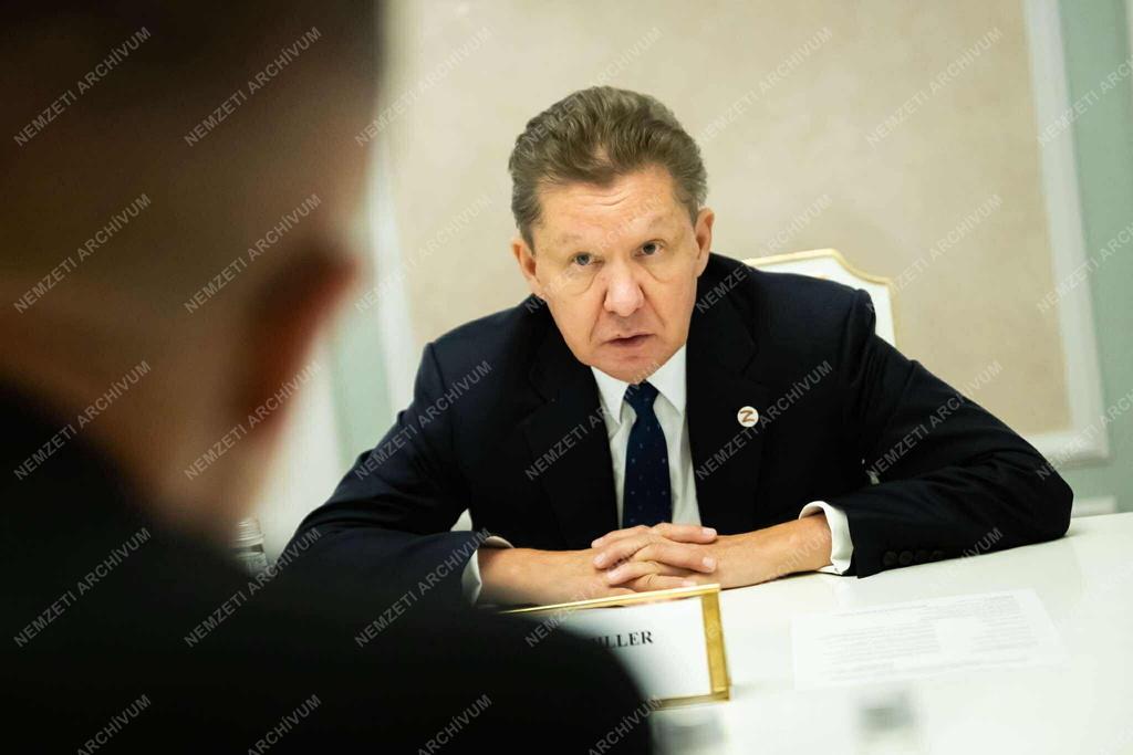 Szijjártó Péter Szentpéterváron