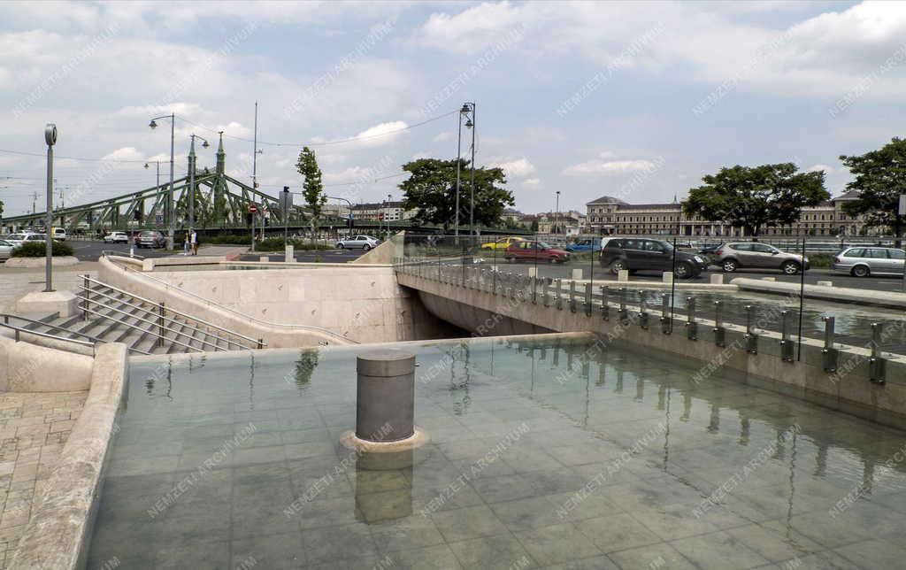 Budapest - Városkép - Szent Gellért tér