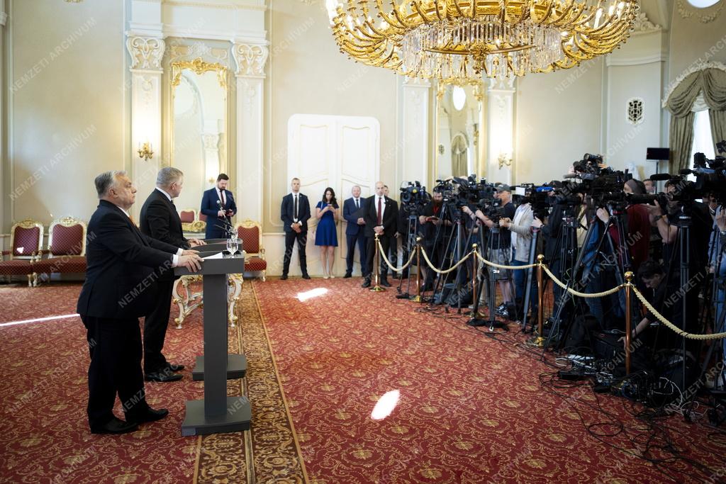 Orbán Viktor Pozsonyban