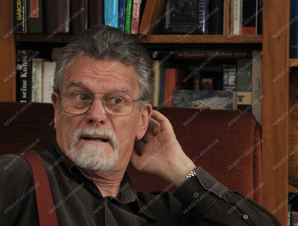 Művészet - Személy - Jankovics Marcell rajzfilmrendező