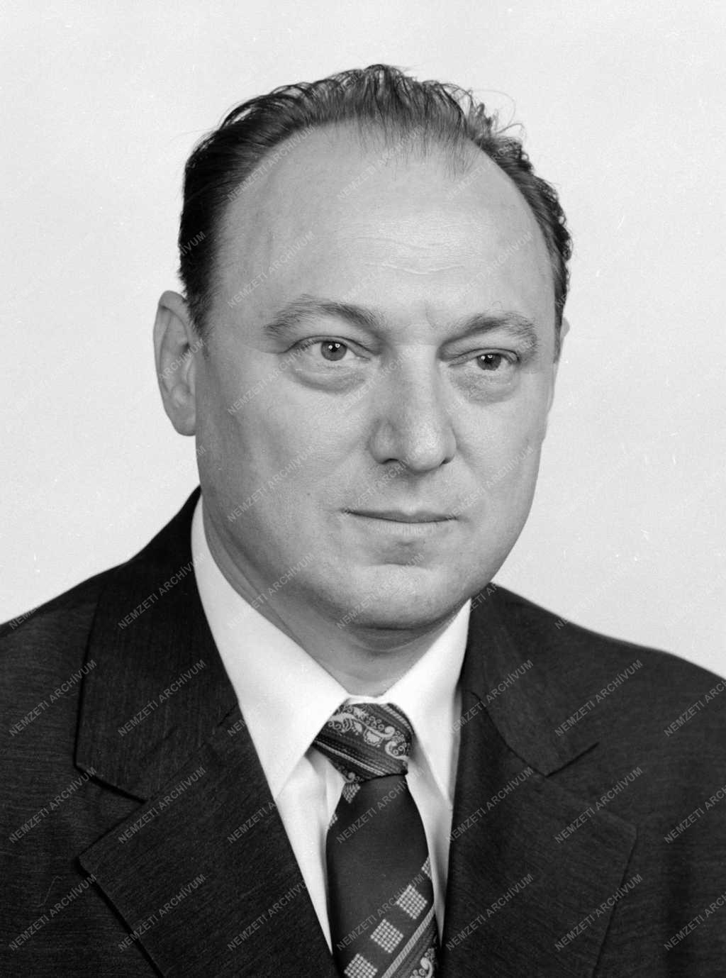 Belpolitika - Budapesti képviselőjelöltek