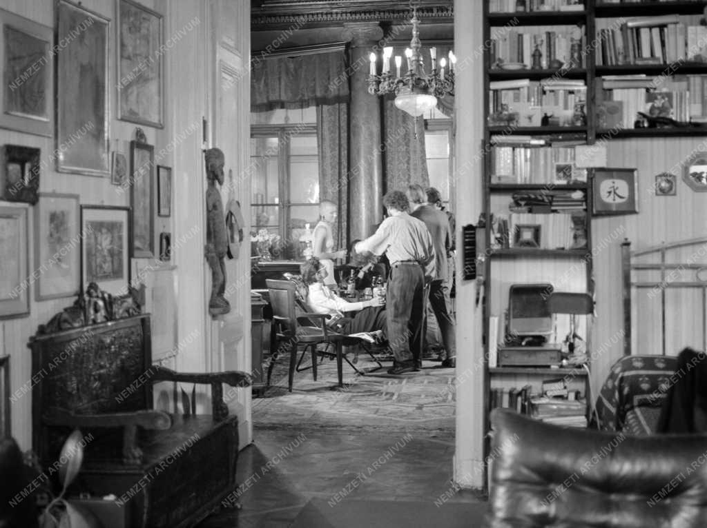 Kultúra - Film - A Családi kör című tv-sorozat forgatása