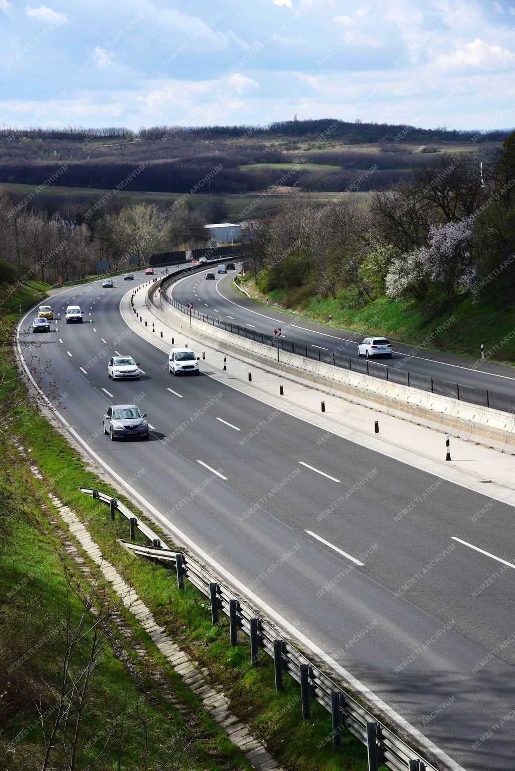 Közlekedés - Mogyoród - M3-as autópálya