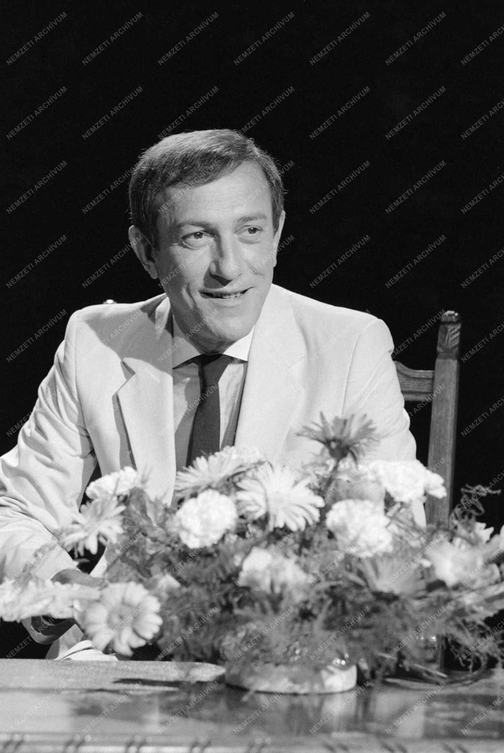 Kultúra - Televízió - A Szeszélyes évszakok című tv-műsor forgatása