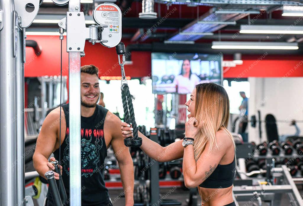 Koronavírus - Debrecen - Nyitva a fitneszközpont 