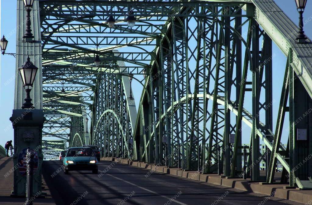 Esztergom - Közlekedés - Mária Valéria híd