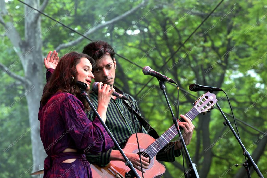 Kultúra - Budapest Bár zenekar