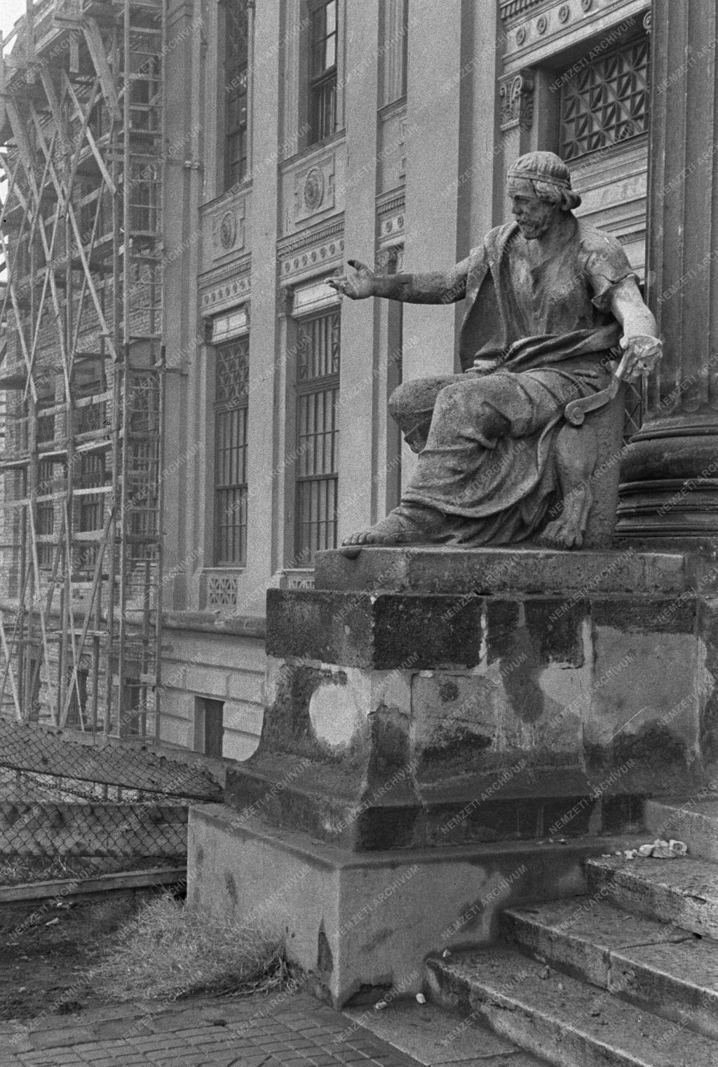Kultúra - Múzeum - Bővítik a szegedi Móra Ferenc Múzeumot