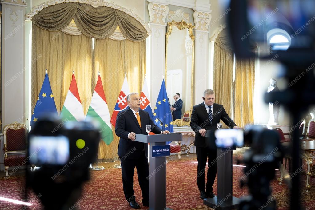 Orbán Viktor Pozsonyban