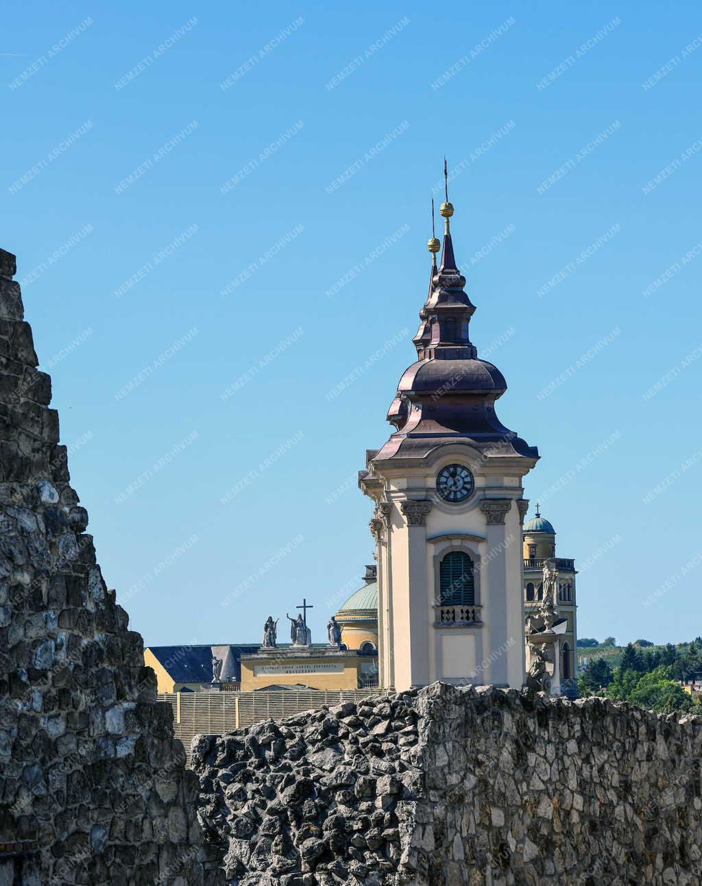 Városkép - Eger - Minorita templom