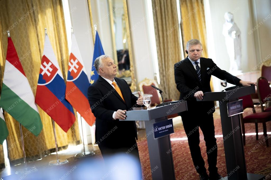 Orbán Viktor Pozsonyban