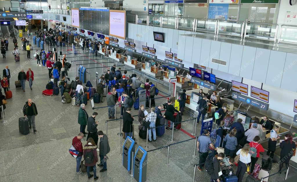 Közlekedés - Budapest - A Liszt Ferenc Nemzetközi Repülőtér