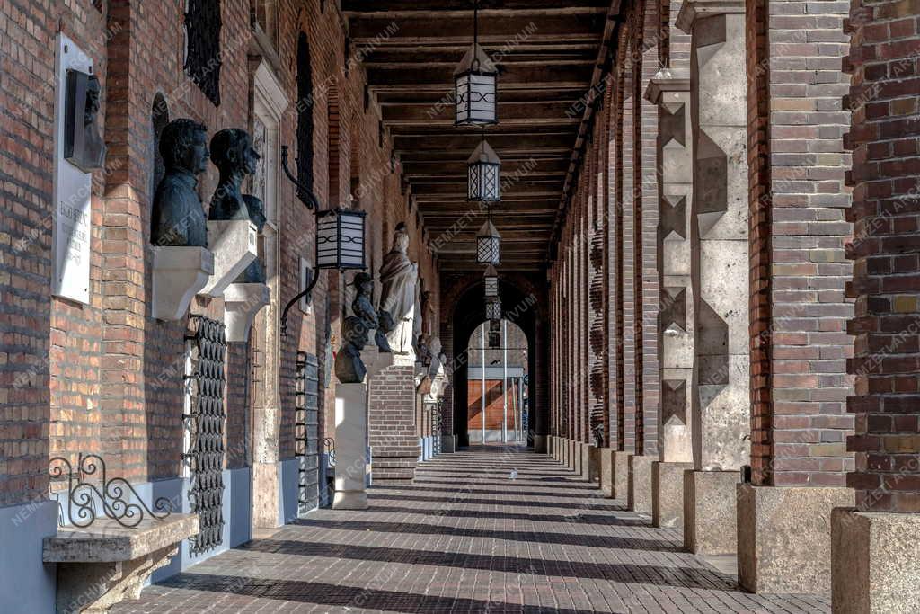 Városkép - Szeged - Nemzeti Emlékcsarnok