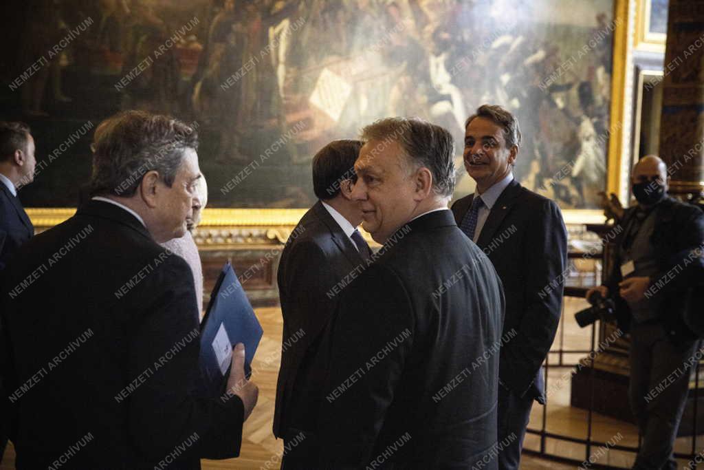 Ukrajnai háború - Orbán Viktor az uniós állam- és kormányfők rendkívüli csúcstalálkozóján