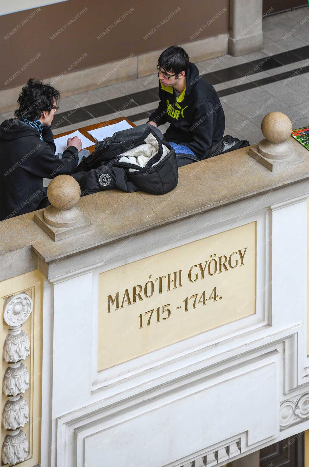 Oktatás - Debrecen - Vizsgaidőszak