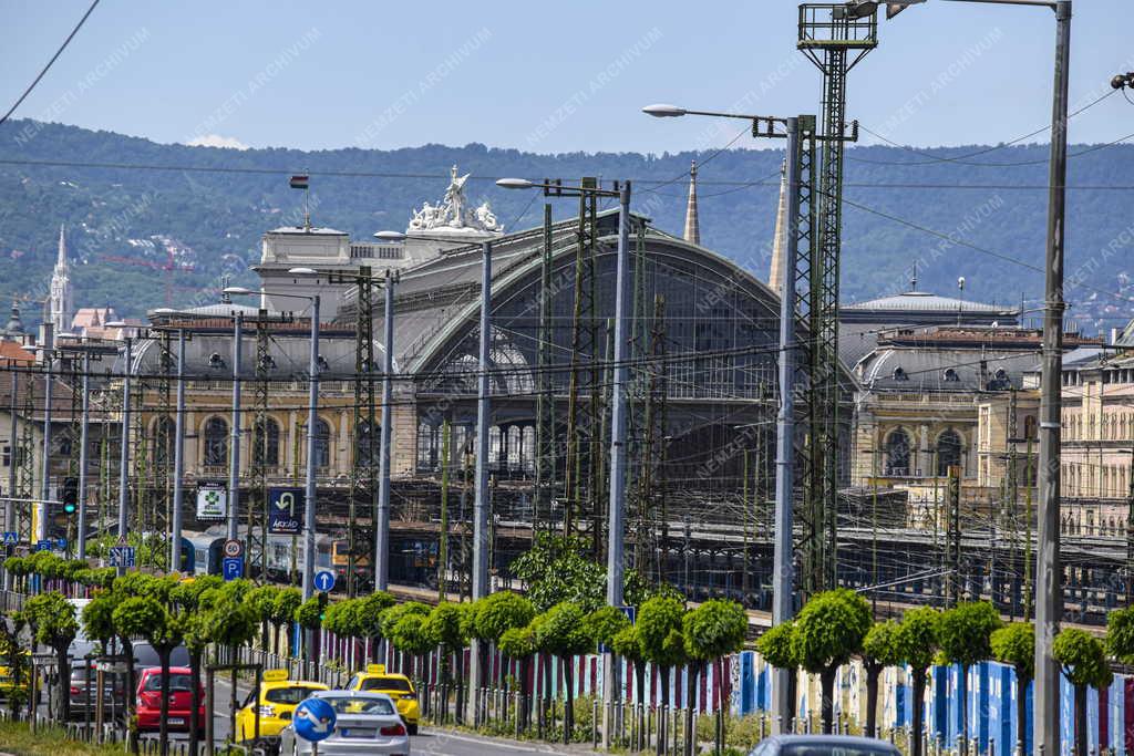 Városkép - Közlekedés - Budapest - Kerepesi út