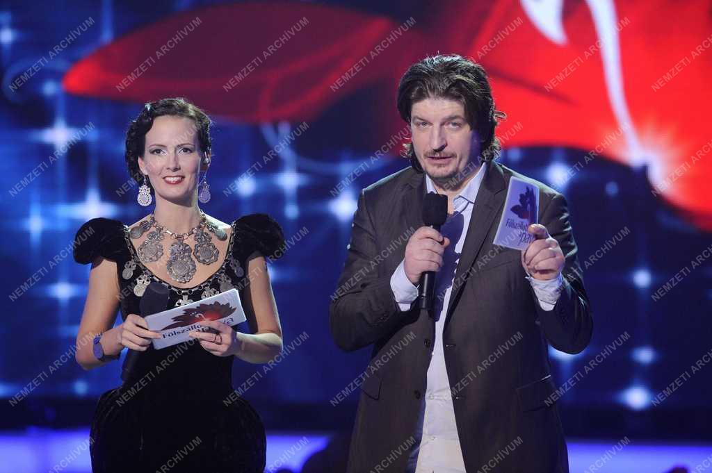 Fölszállott a páva - Második középdöntő