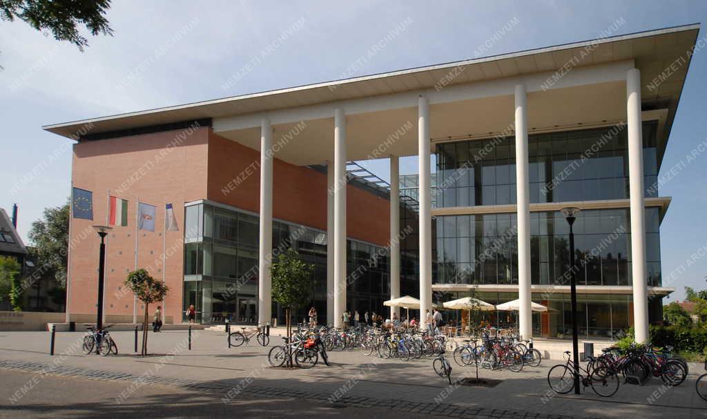 Szeged - Egyetemi Oktatóközpont