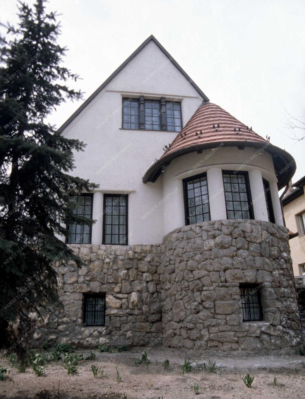 Építészet - Kós-ház