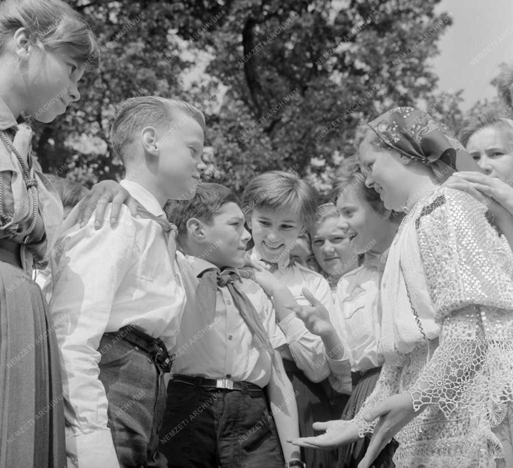 Szervezet - Kultúra - Úttörő kultúrális szemle