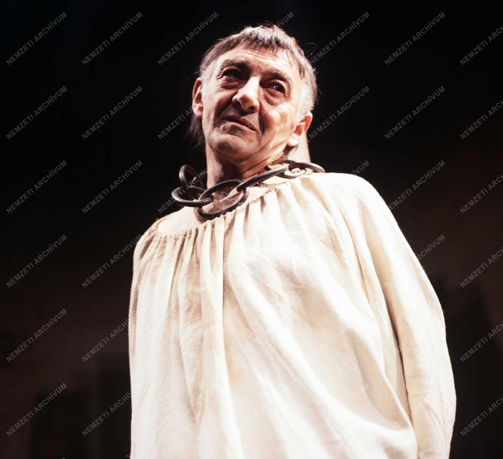 Kultúra - Színház - Németh László: Husz János