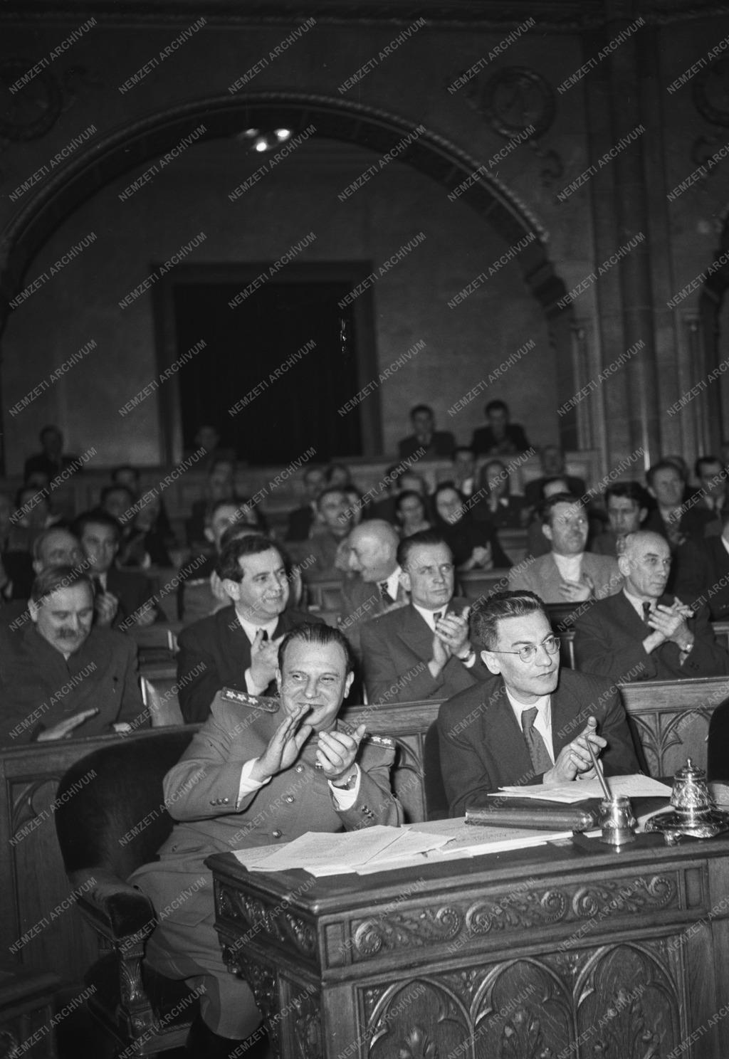 Belpolitika - Országgyűlés 1950-ben 