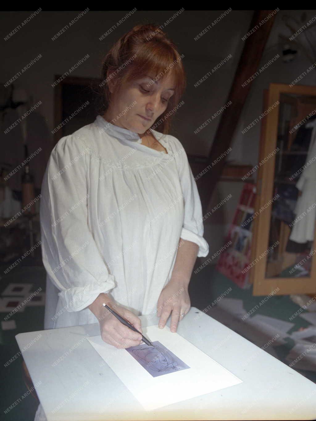 Képzőművészet - Macskássy Izolda 