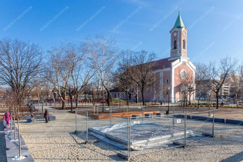 Egyházi épület - Budapest - Kisboldogasszony templom