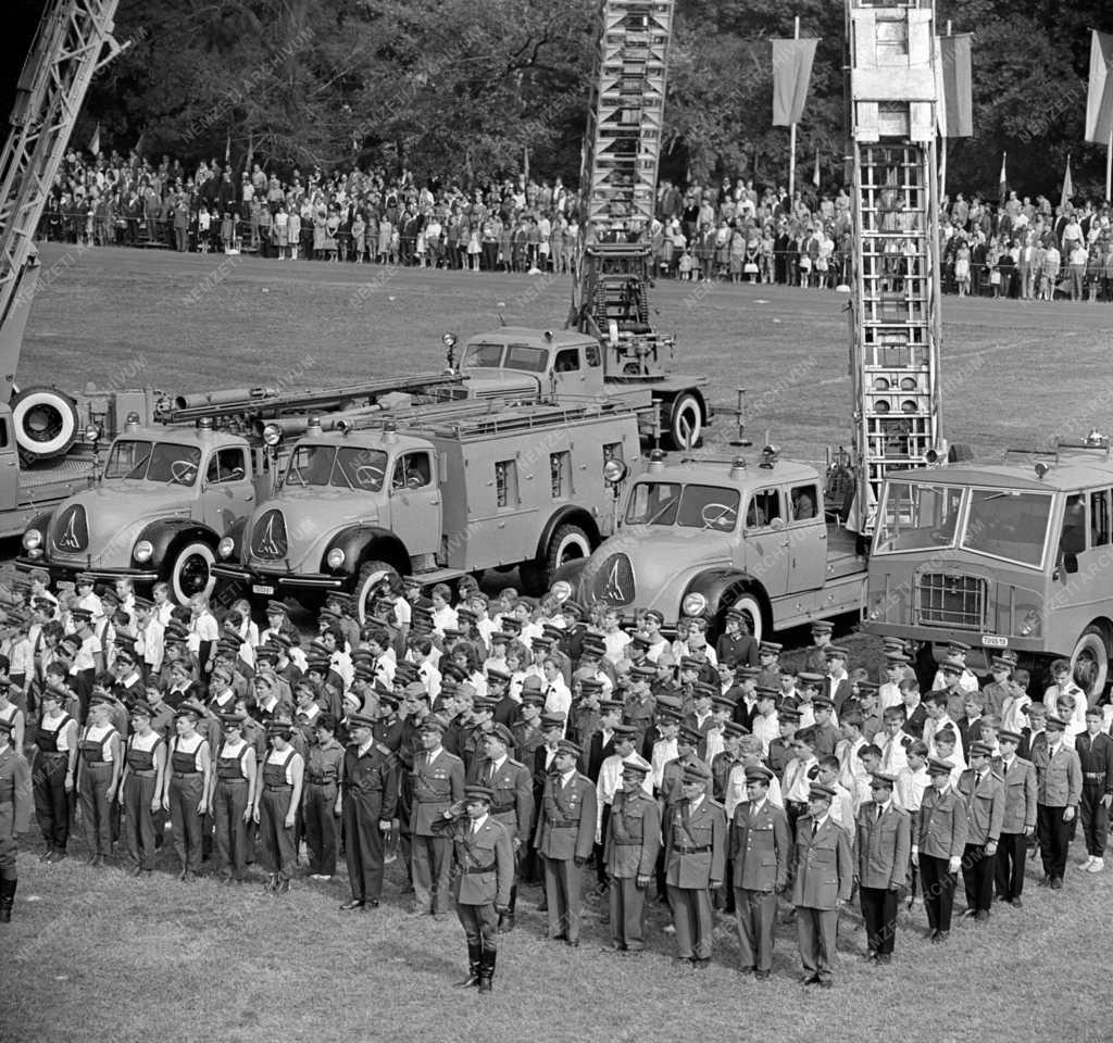 Katasztrófavédelem - VIII. Országos Tűzoltóverseny