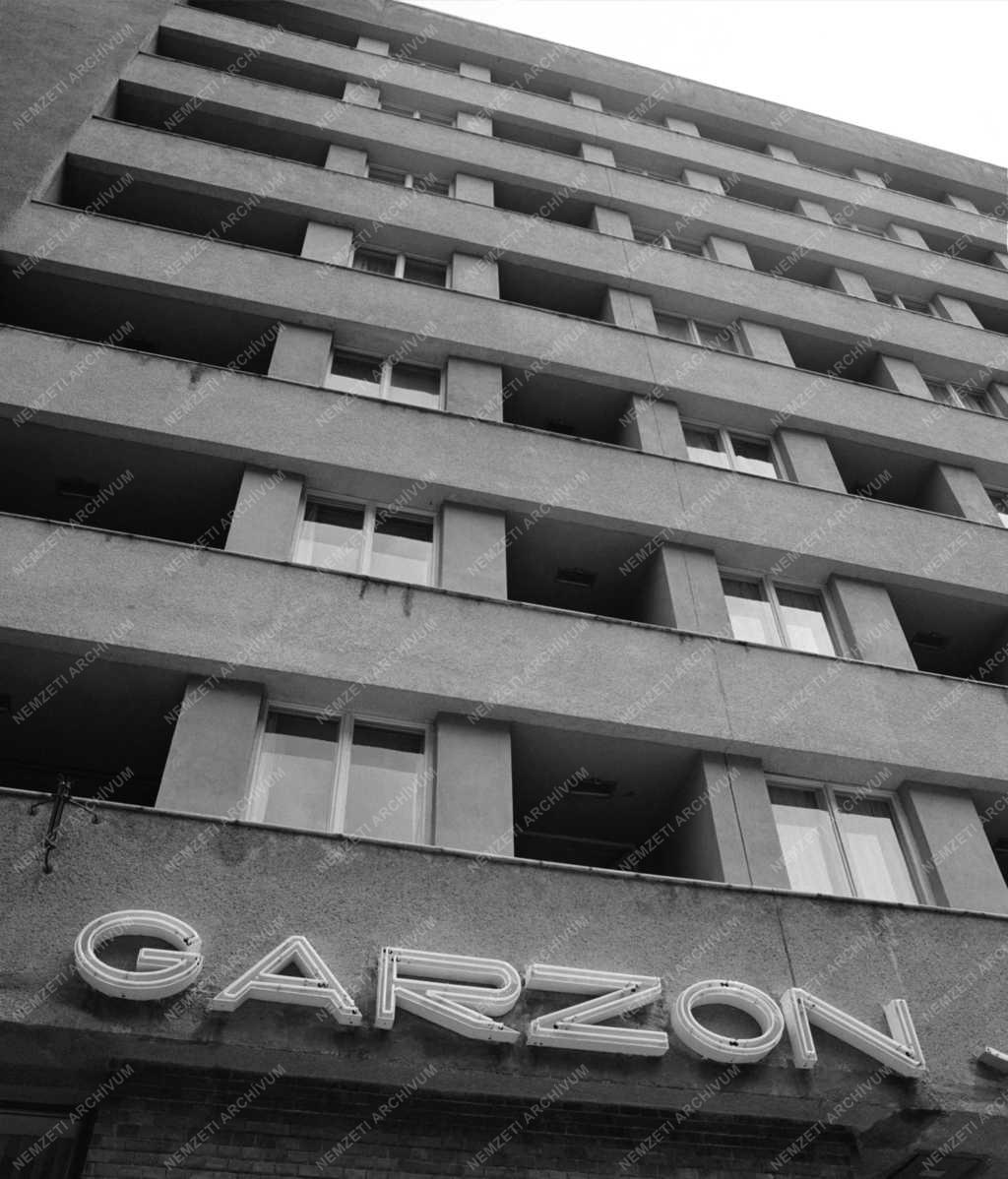Településfejlesztés - Garzonház Budapesten