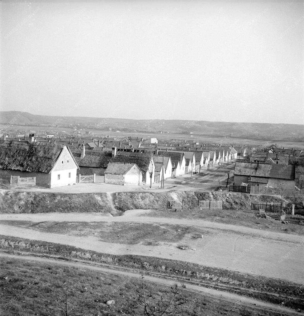 Táj, város - Budaörs 1949-ben