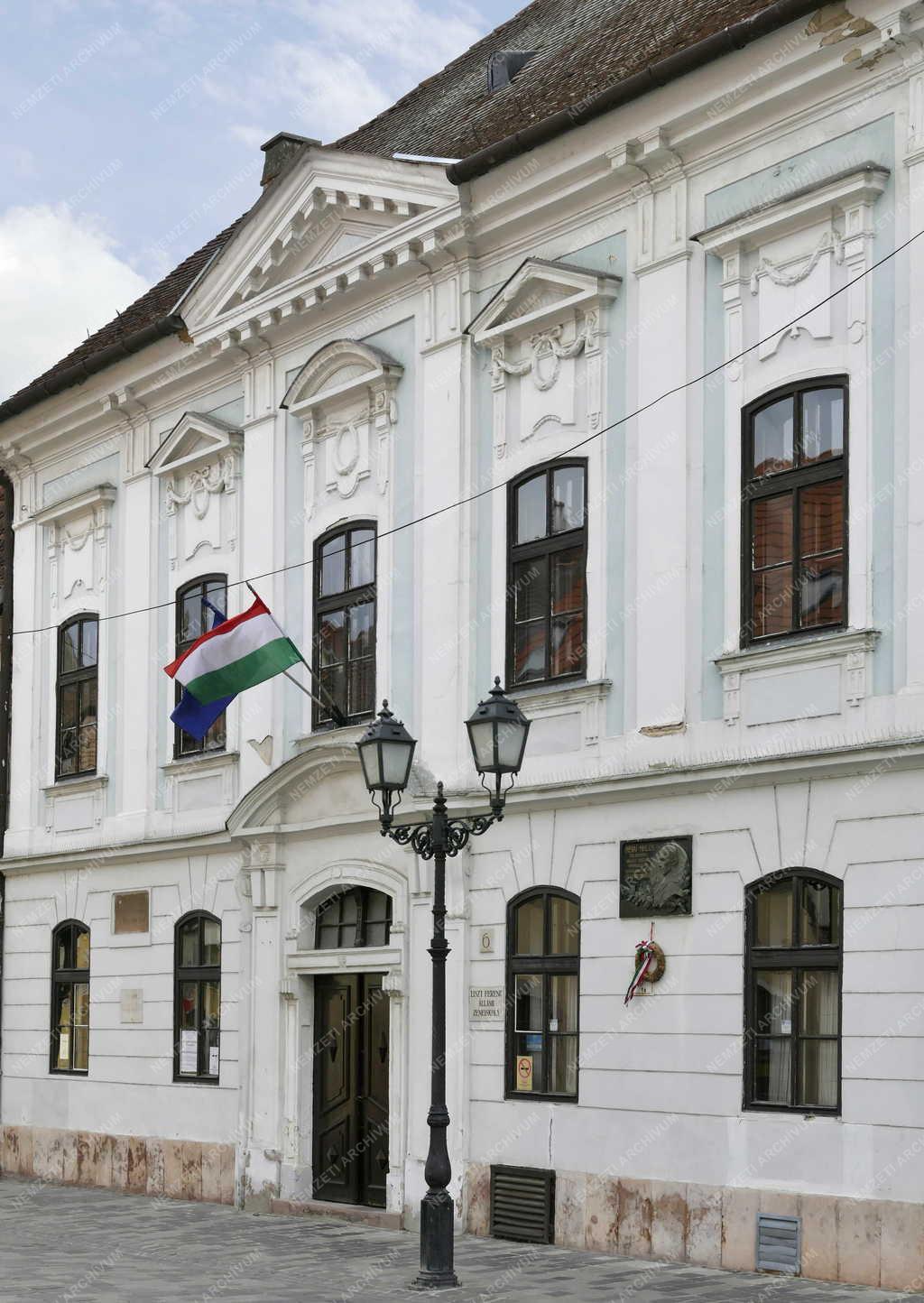 Városkép - Győr - Liszt Ferenc Zeneiskola-Alapfokú Művészeti Iskola