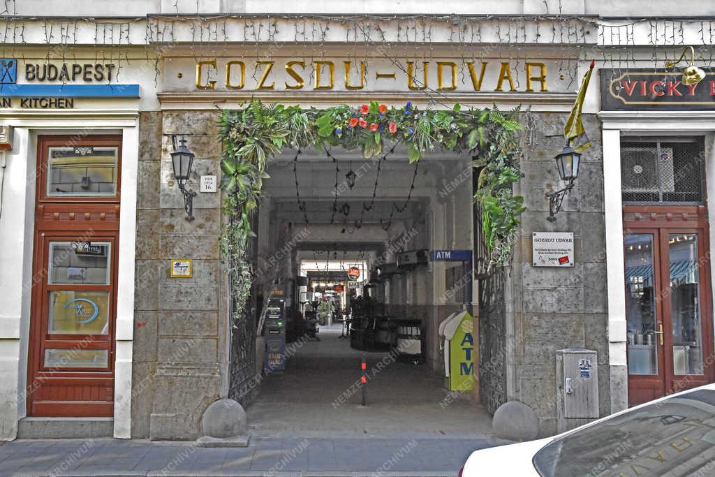 Városkép - Budapest - Gozsdu Udvar