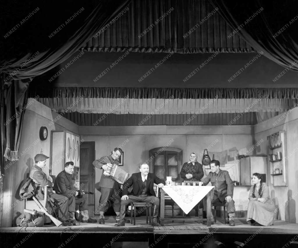 Színház - Tájelőadás - Major Ottó: Határszélen