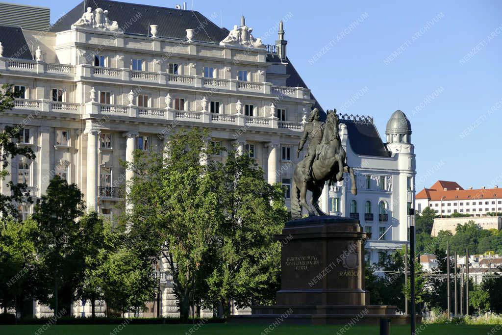 Városkép - Budapest - A Szabad György Irodaház