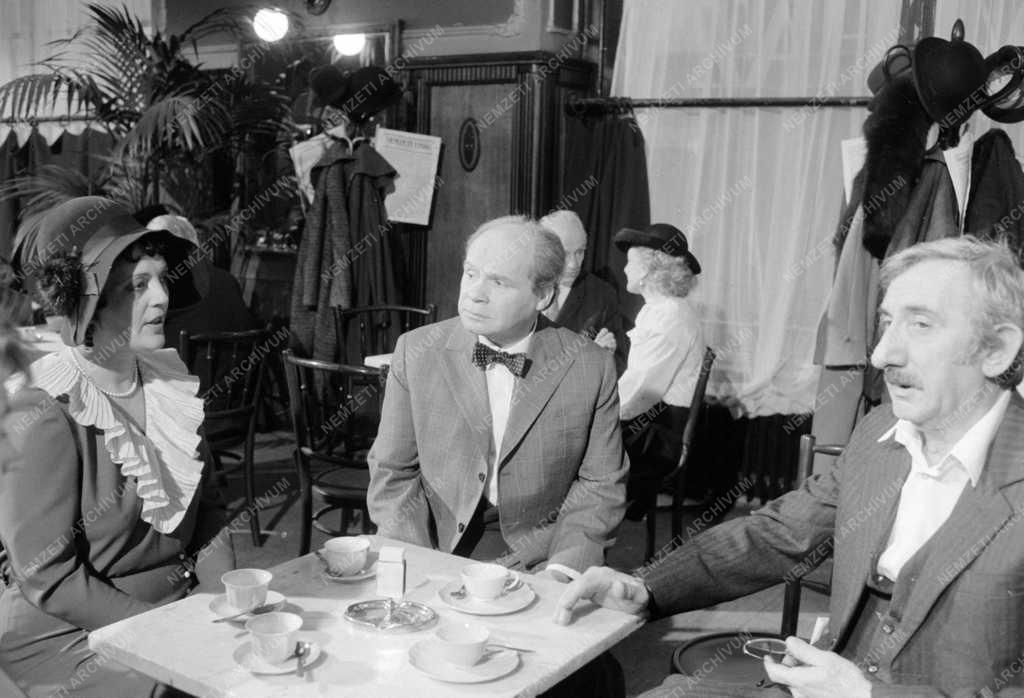Kultúra - Filmművészet - Az Oktogon tv-film forgatása