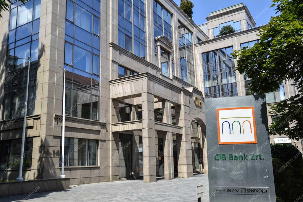 Pénzügy - CIB Befektetési Alapkezelő Zrt. 