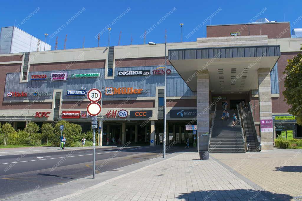 Városkép - Budapest - KÖKI Terminál