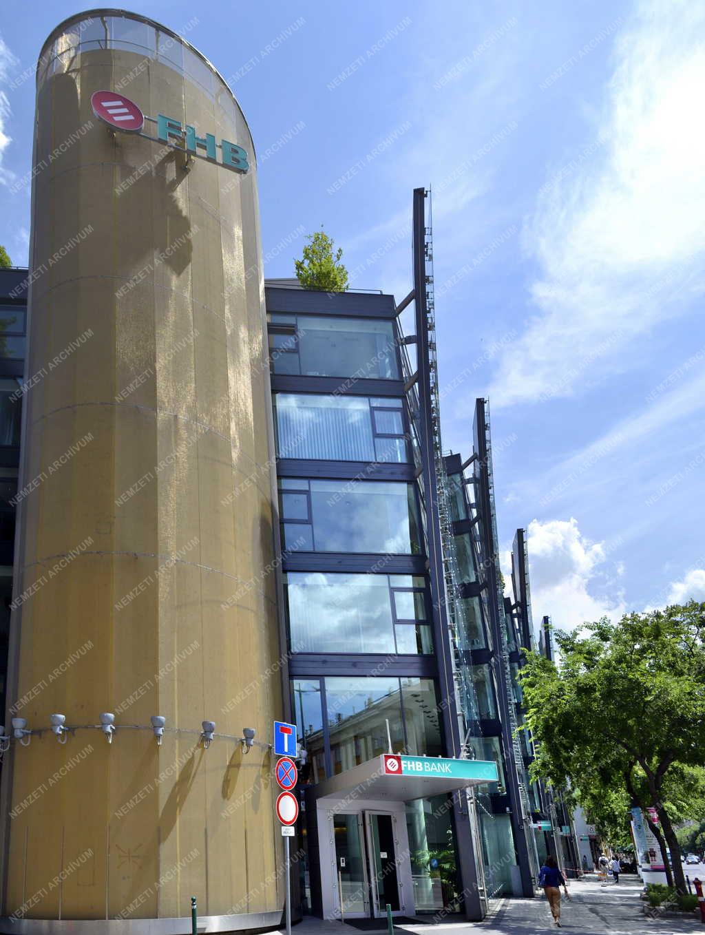 Budapest - Az FHB Bank székháza