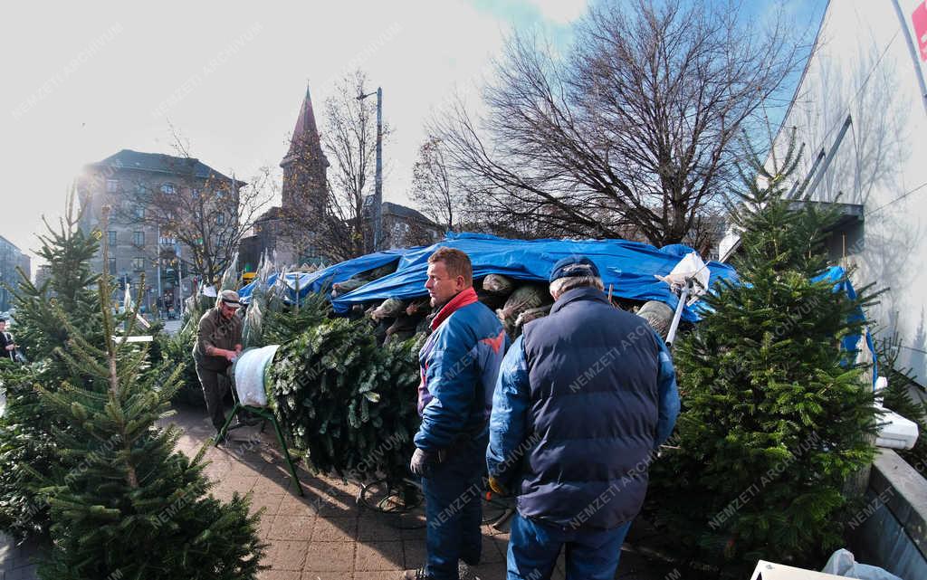 Kereskedelem - Budapest - Adventi ünnepi vásár