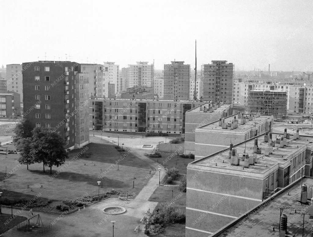 Településfejlesztés - Budapest - József Attila lakótelep