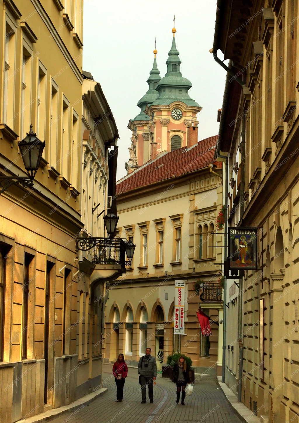 Eger - Városkép - Érsek utca