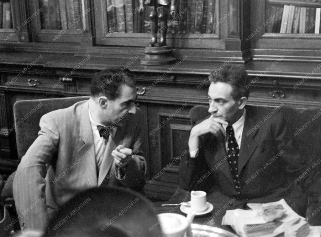 Történelem - Távközlés - Telefonközpont átadása