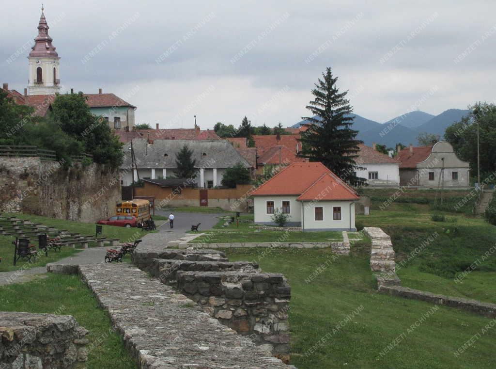 Városkép - Sárospatak - A Várkert részlete