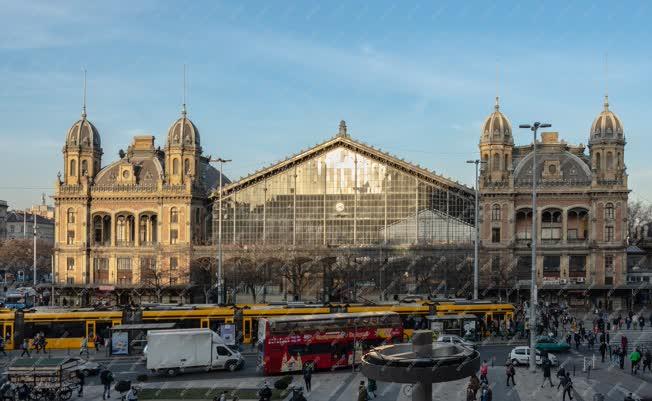 Városkép - Budapest - Nyugati tér