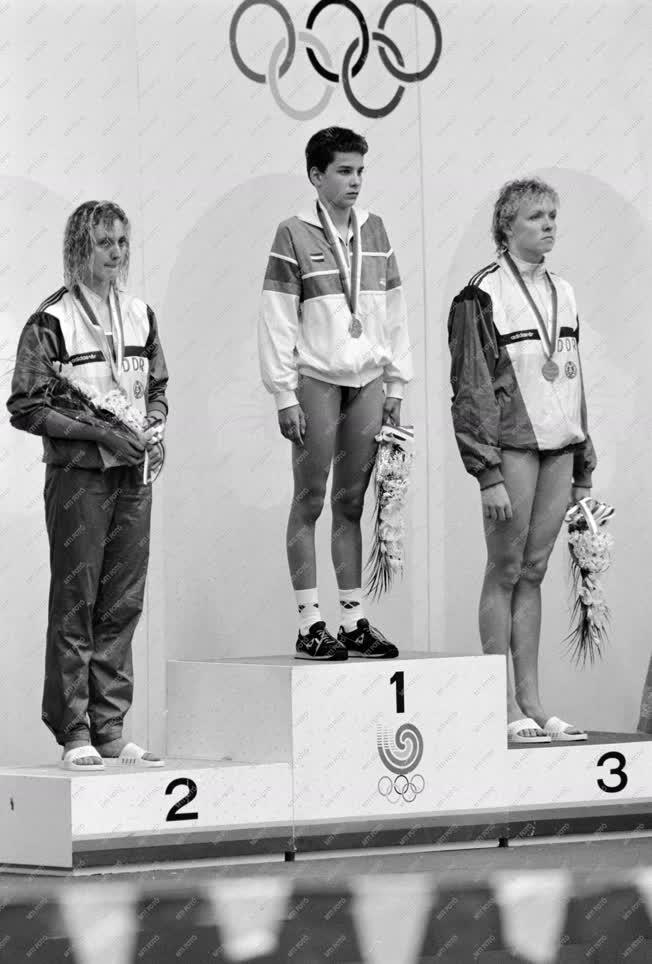 Sport - Szöul'88 - XXIV. Nyári Olimpiai Játékok - Hátúszás