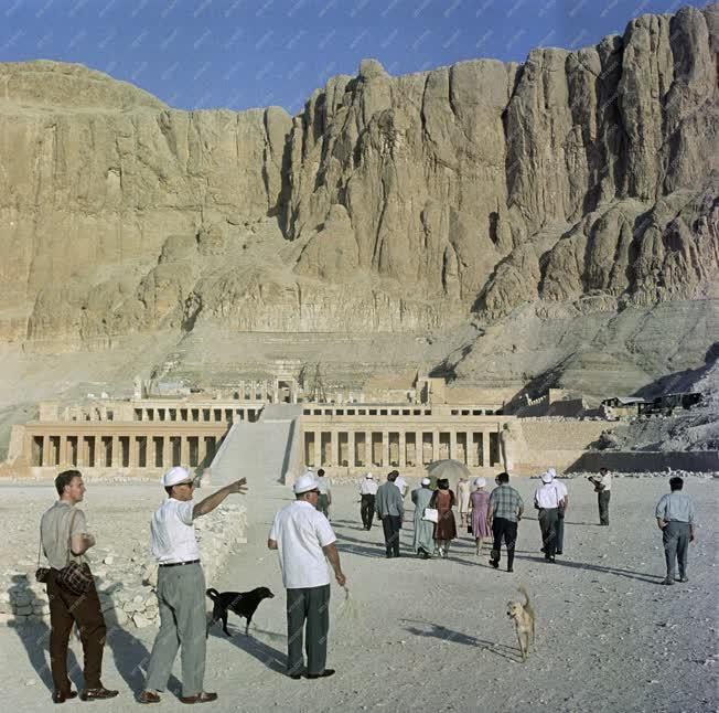 EAK - Egyiptomi útiképek - Hatsepszut temploma