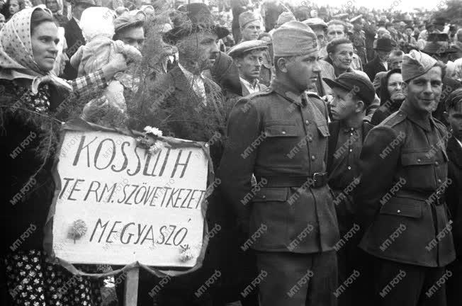 Évforduló - Kossuth ünnepség Monokon