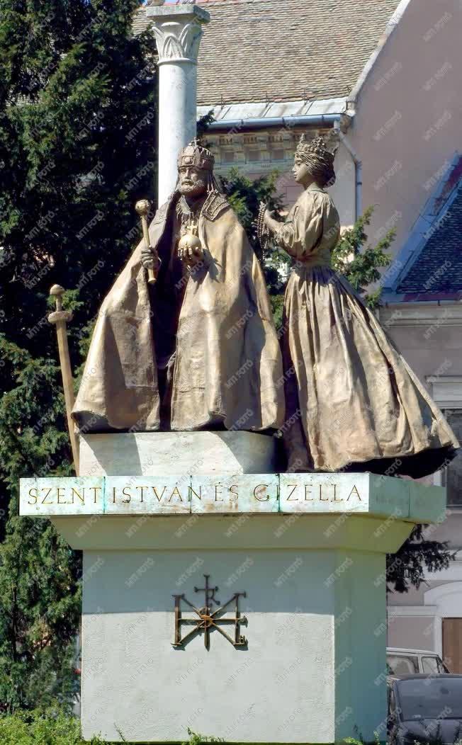 Műalkotás - Szeged - Szent István és Boldog Gizella szobra